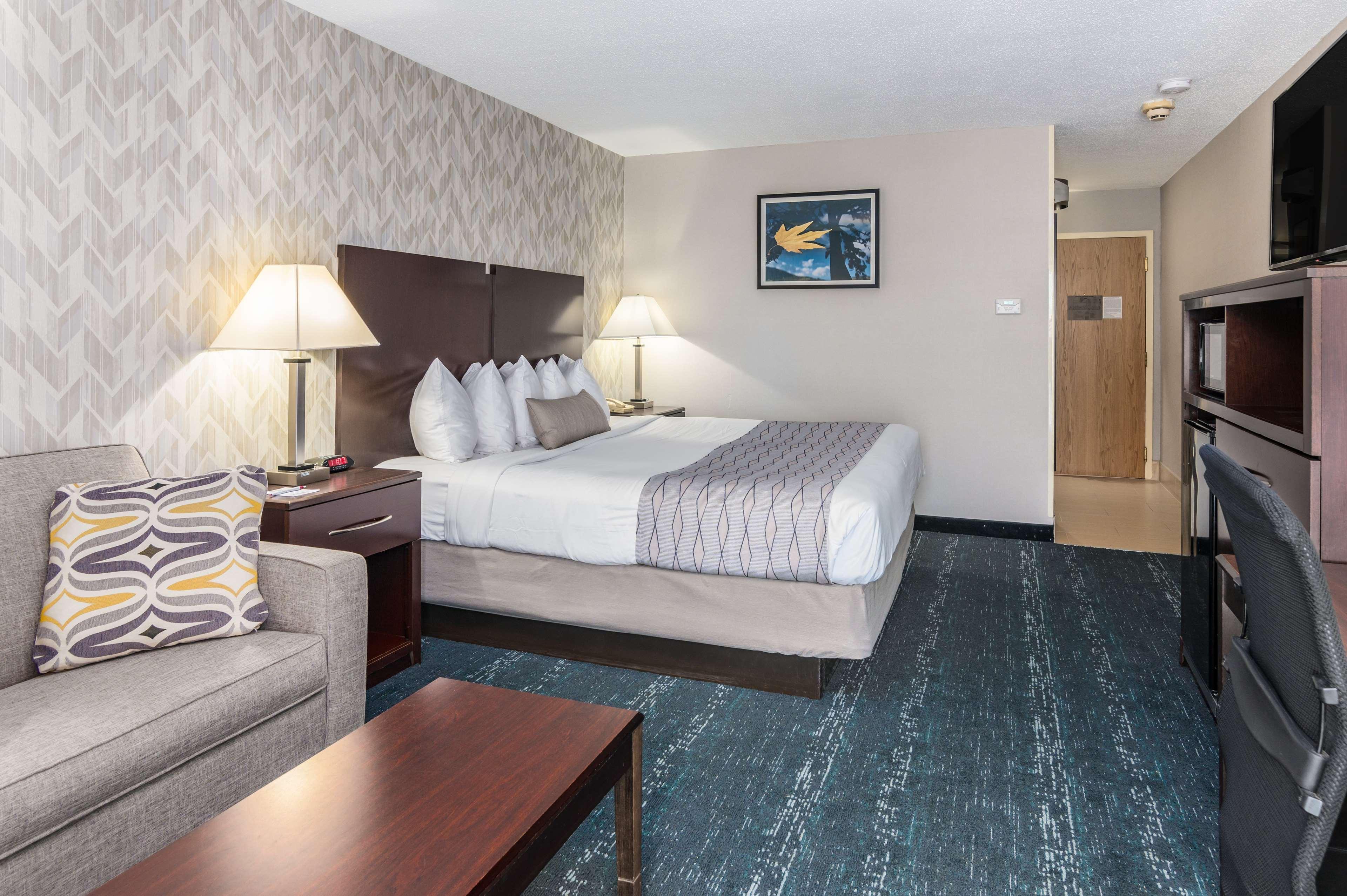 Best Western Plus Keene Hotel Exterior foto